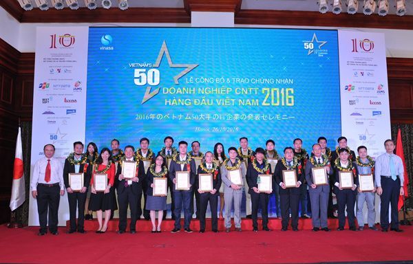 Vietnam’s 50 Leading IT Companies tập trung vào chuyển đổi số và IoT