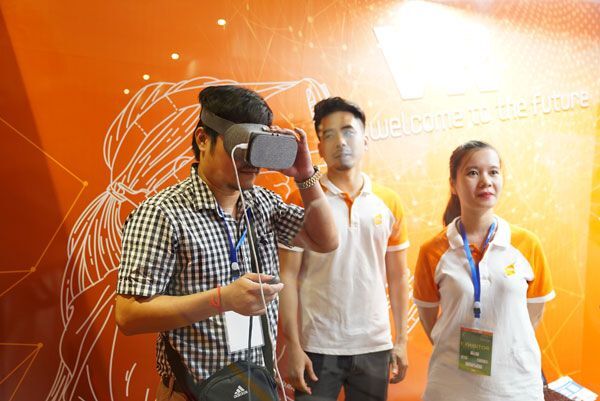 Game Dead Target VR ứng dụng công nghệ thực tế ảo của VNG.