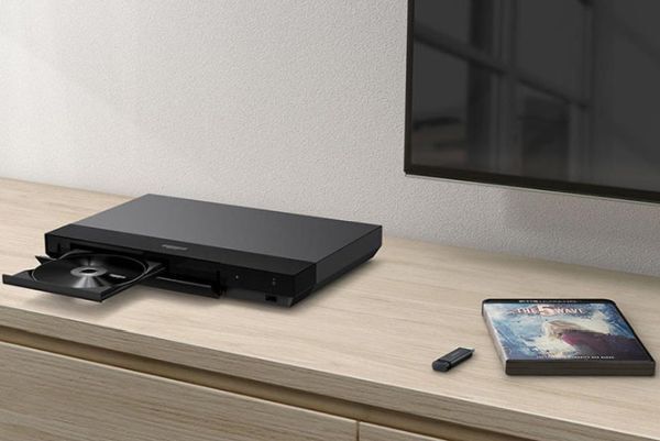 Đầu phát UBP-X700 4K Blu-ray cung cấp khả năng hỗ trợ Dolby Vision
