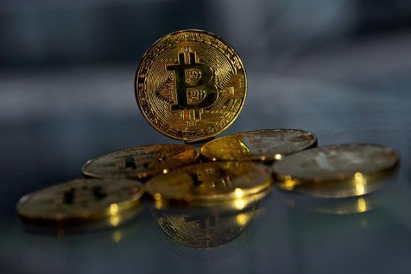 Sự biến động của tỷ giá bitcoin khiến Microsoft tạm thời không đặt niềm tin vào nó 