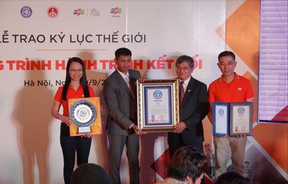 FPT nhận kỷ lục Thế giới cho “Hành trình kết nối” 31 ngày chạy xuyên Việt
