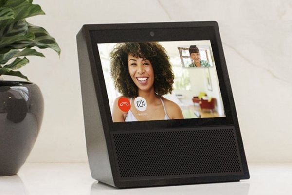 Mọi thiết bị Echo của Amazon đều hỗ trợ cuộc gọi với Skype từ Microsoft