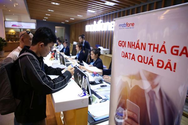 Các nhà mạng tung nhiều chương trình khuyến mãi để giữ chân khách hàng