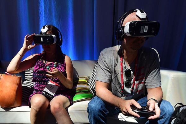 Facebook cải tổ bộ phận thực tế ảo Oculus