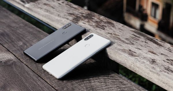 Xiaomi Mi 9 là smartphone đầu tiên dùng chip Snapdragon 8150?