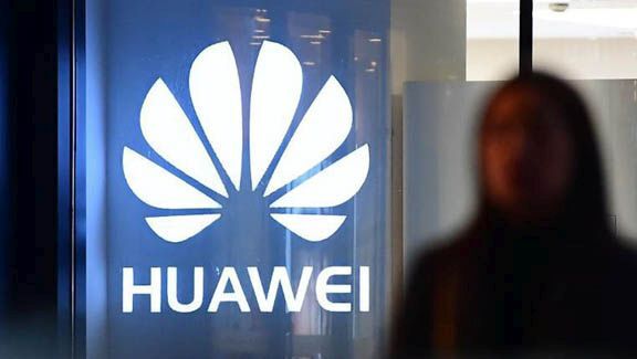 Huawei bị rút khỏi phần lõi dự án 3 tỷ USD của cảnh sát Anh