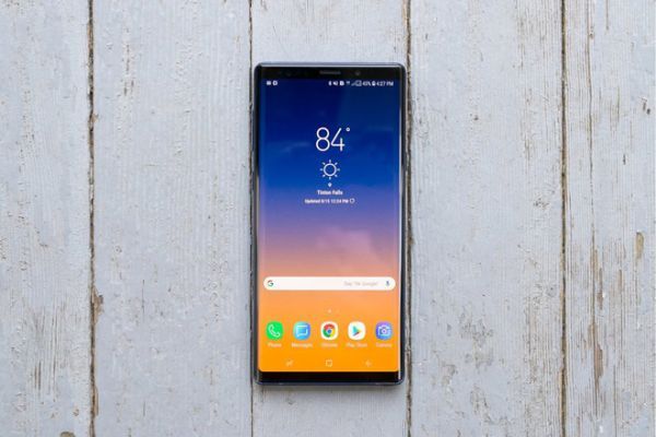 Xiaomi ra mắt máy hút bụi cầm tay, diệt khuẩn bằng tia UV