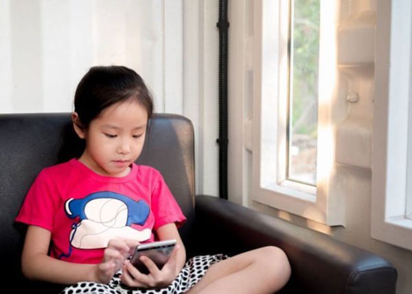 Nhật Bản: Số lượng học sinh có thị lực dưới chuẩn 20/20 cao kỷ lục