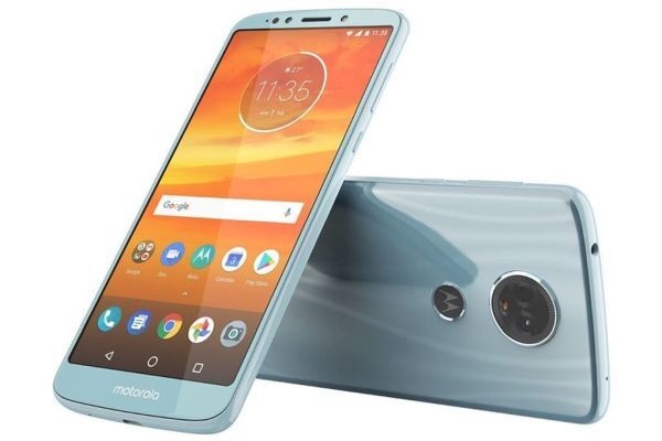 Moto E5 Plus lộ ảnh render rõ nét với camera kép, cảm biến vân tay trên logo