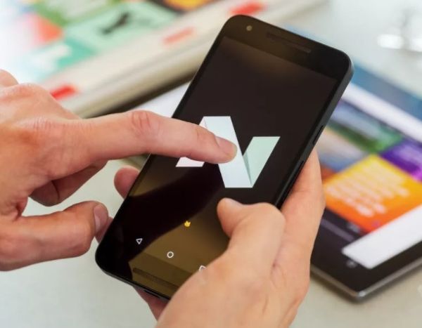 Mới có 1,1% smartphone chạy Android 8