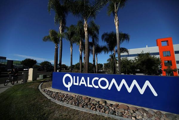Qualcomm bác bỏ đề xuất giá hơn 120 tỉ USD từ Broadcom