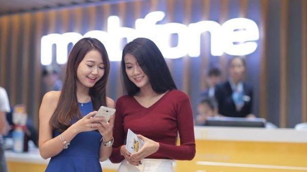 MobiFone khuyến mãi 50% cho khách thuê bao trả sau