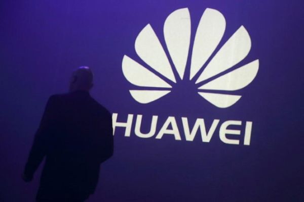 Đề xuất cấm bán thiết bị Huawei và ZTE ở Mỹ