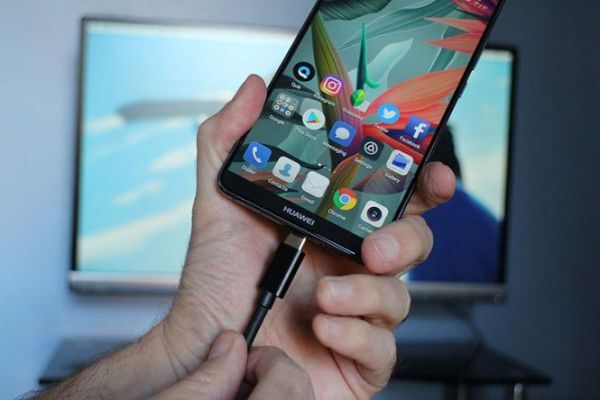 Huawei đang phát triển trợ lý ảo HiAssistant sẽ cạnh tranh Siri, Assistant và Alexa
