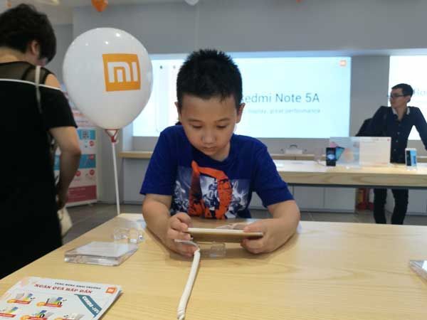 Xiaomi, Mi Fan, Mi Store,