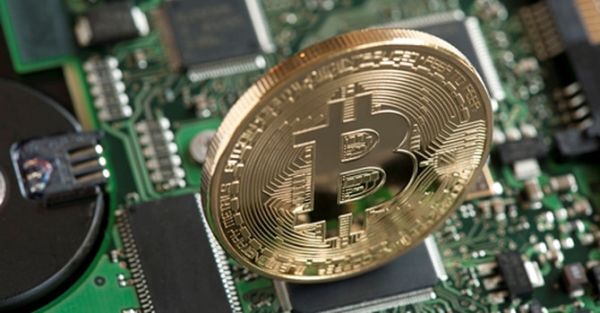 Giá Bitcoin tiếp tục giảm mạnh, về sát ngưỡng 8.000 USD/BTC