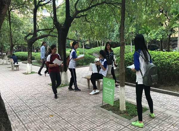 Việt Nam Tái Chế vào các trường Đại học, phát động sinh viên bảo vệ môi trường