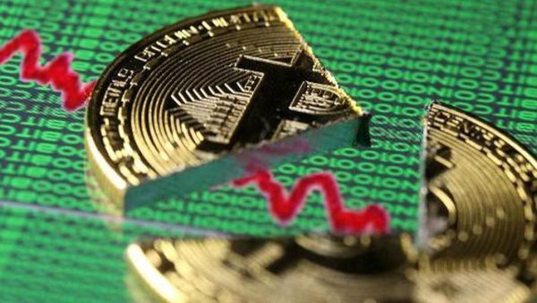 Sàn tiền ảo Hàn Quốc bị tấn công, giá Bitcoin giảm mạnh