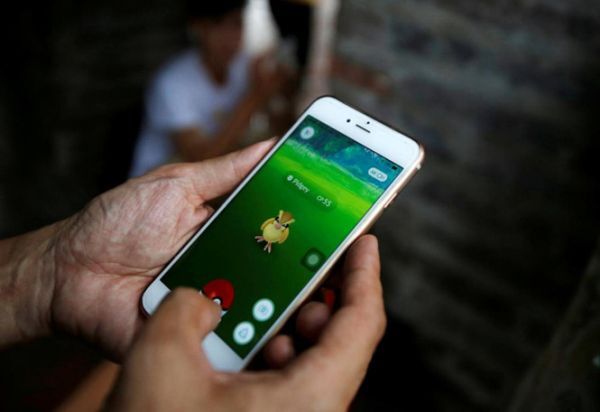 Pokemon GO tung bản cập nhật lớn, mở tính năng giao dịch