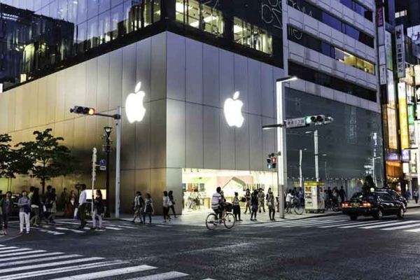 Apple ép buộc nhà mạng địa phương bán rẻ iPhone