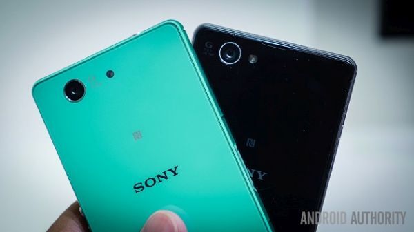 Doanh số smartphone Sony thấp kỷ lục