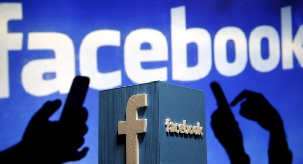 Facebook xóa 652 nhóm và tài khoản chuyên tung tin giả