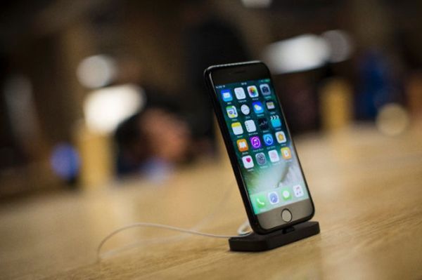 Bộ đôi iPhone 7 và 7 Plus giảm giá trước sự kiện iPhone 2018 ra mắt