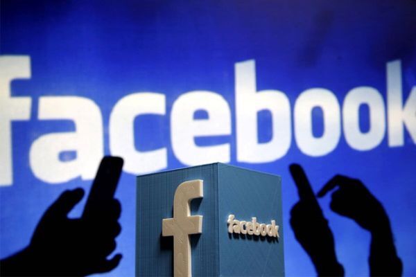 Facebook kiện BlackBerry ăn cắp công nghệ nhắn tin bằng giọng nói
