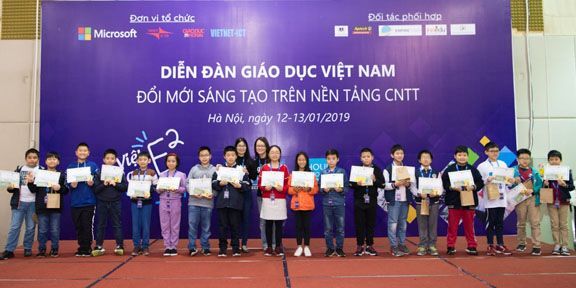 Hơn 136 ngàn học sinh Việt Nam được học Giờ Lập Trình để nâng cao kỹ năng số