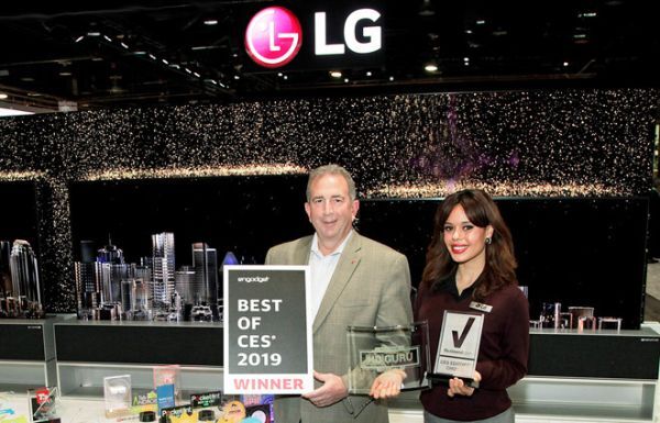 TV cuộn được của LG đón 
