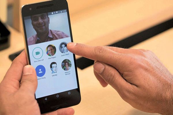 Google Duo đã sẵn sàng cho các hiệu ứng mừng ngày Valentine 