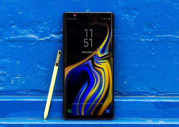 Samsung chiếm 22% thị phần điện thoại cao cấp toàn cầu