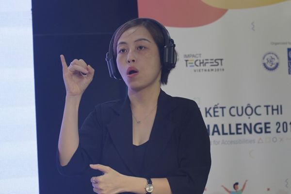 Công nghệ - nhịp cầu đưa người khuyết tật hòa nhập cuộc sống