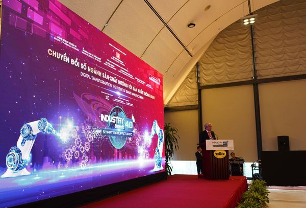 sản xuất thông minh, chuyển đổi số, Cách mạng công nghiệp 4.0, Industry 4.0 Summit, IEC