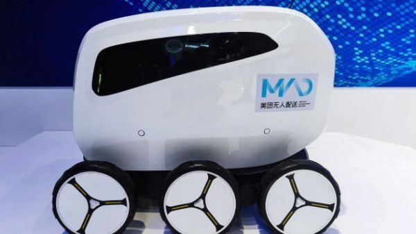 Robot sẽ thay con người giao đồ ăn đến tận cửa nhà