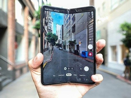 Samsung thông báo kế hoạch bán chính hãng Galaxy Fold ở Việt Nam