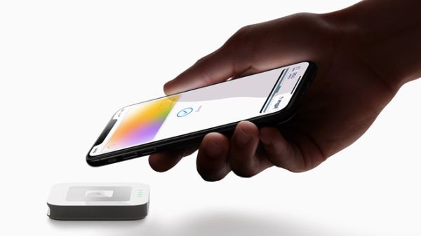 Thẻ tín dụng của Apple bị điều tra vì 