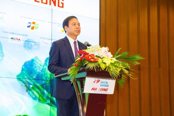 Chuyển đổi số hướng tới xây dựng thành phố thông minh