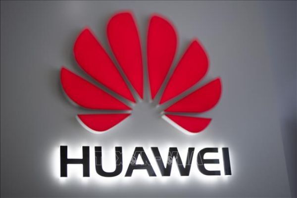 FCC đưa ra lệnh cấm mới nhằm vào Huawei và ZTE