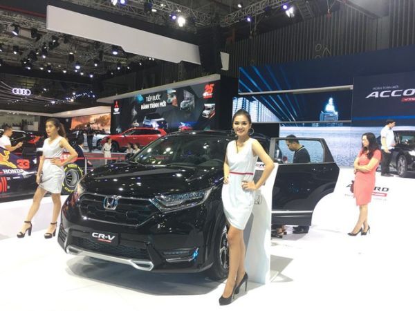 Honda CR-V được giảm giá lên đến 90 triệu đồng