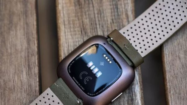 Mỹ sẽ tiến hành điều tra thương vụ Google mua lại Fitbit