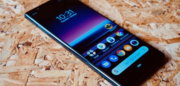 Sony Xperia 5 lên kệ thị trường Việt, giá 19,99 triệu đồng