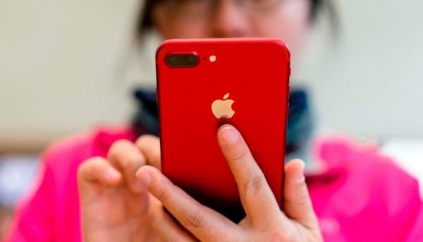 Điện thoại iPhone hết thời hoàng kim ở Trung Quốc?