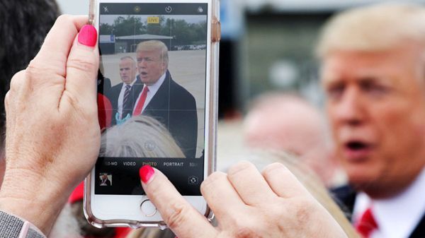 Tổng thống Trump muốn phát triển mạng 6G tại Mỹ