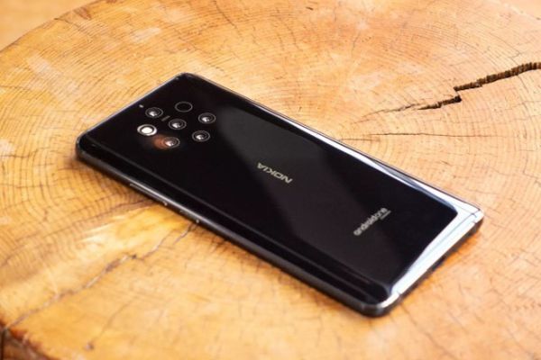 Nokia 9 PureView chính thức ra mắt, giá 699 USD