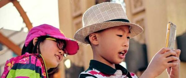 Chuyên gia cảnh báo về nguy cơ thực từ những ứng dụng ảo