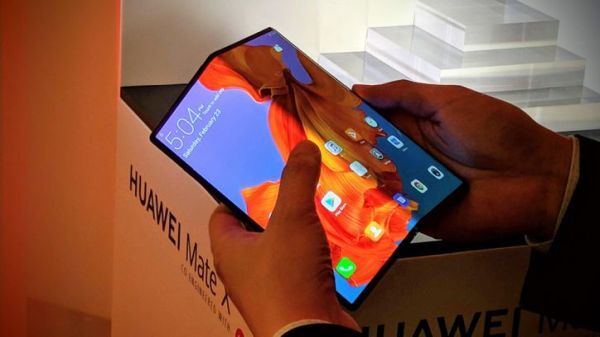 HUAWEI Mate X nhận chứng nhận 5G CE đầu tiên trên thế giới