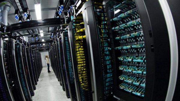 Facebook: Sập mạng toàn cầu chỉ vì đổi cấu hình máy chủ!
