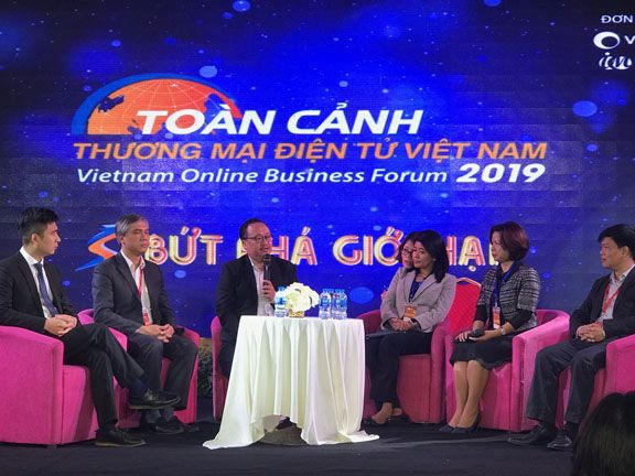 Kinh doanh trực tuyến tăng trưởng với tốc độ chóng mặt
