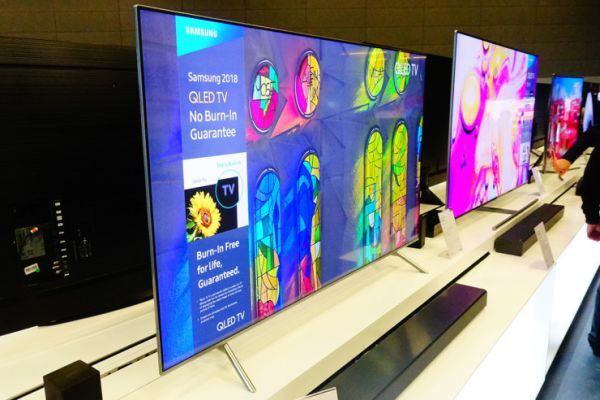 Samsung và LG cạnh tranh quyết liệt trên thị trường TV cao cấp